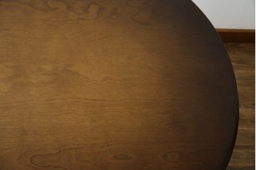 中古　飛騨産業　穂高シリーズ　キツツキマーク　洗練された佇まいが魅力的な丸テーブル　(R-084508)