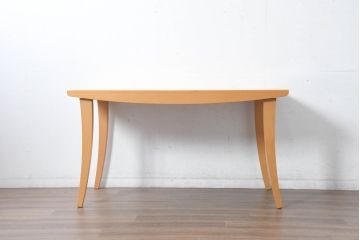 中古　イタリア　calligaris(カリガリス)　洗練されたフォルムと実用性を兼ね備えたエクステンションテーブル(ダイニングテーブル、拡張式テーブル、伸長式、食卓、6人掛け、8人掛け、6人用、8人用、大型テーブル)(定価約25万円)(R-084509)