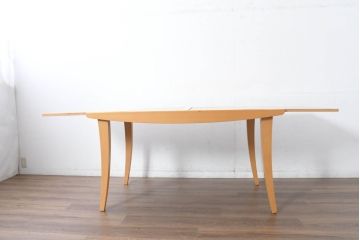 中古　イタリア　calligaris(カリガリス)　洗練されたフォルムと実用性を兼ね備えたエクステンションテーブル(ダイニングテーブル、拡張式テーブル、伸長式、食卓、6人掛け、8人掛け、6人用、8人用、大型テーブル)(定価約25万円)(R-084509)