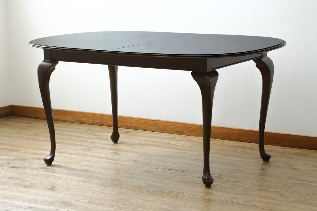 新古　未使用展示品　美品　住宅展示場展示品　ETHAN ALLEN(イーセンアーレン)　猫脚がおしゃれなエクステンションテーブル　(R-084510)