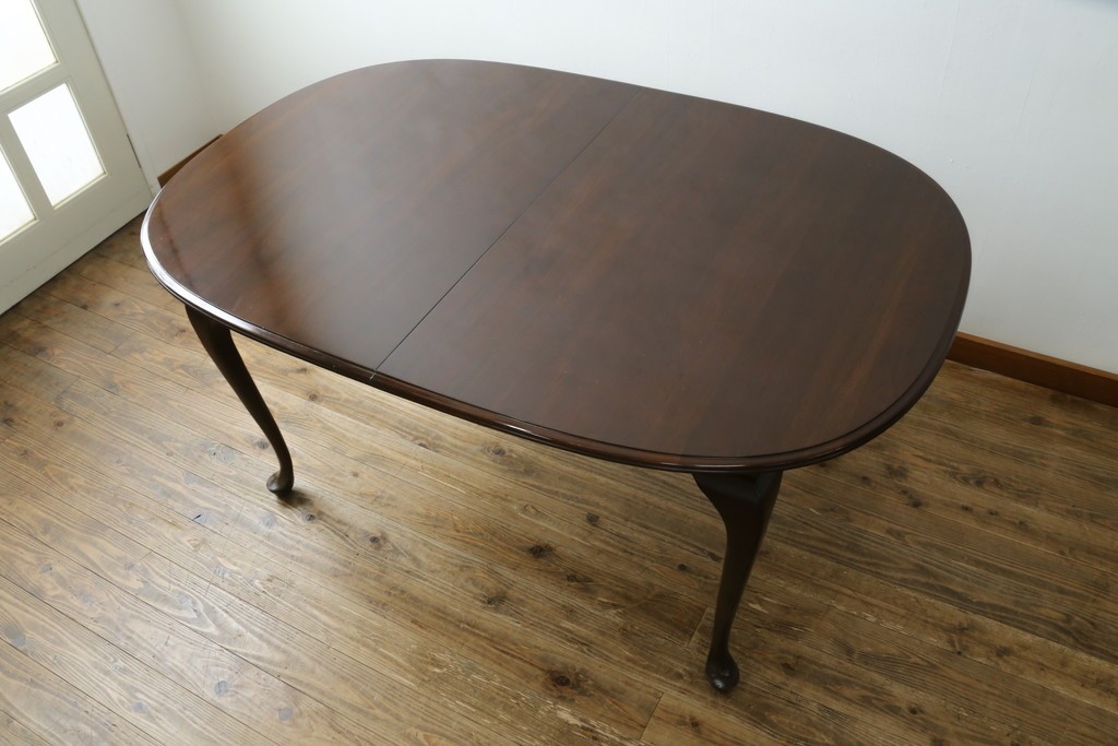 新古　未使用展示品　美品　住宅展示場展示品　ETHAN ALLEN(イーセンアーレン)　猫脚がおしゃれなエクステンションテーブル　(R-084510)