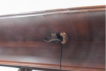 中古　美品　住宅展示場展示品　ETHAN ALLEN(イーセンアーレン)　猫脚がおしゃれなエクステンションテーブル(ドローリーフテーブル、4人掛けダイニングテーブル、6人掛け)(R-084510)
