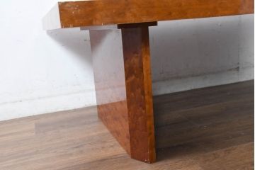 中古　美品　IDC大塚家具　SPLENDOR(スプレンダー)　銘木　サペリマホガニー材の杢目が美しいローテーブル(コーヒーテーブル、センターテーブル、リビングテーブル、座卓)(R-084511)