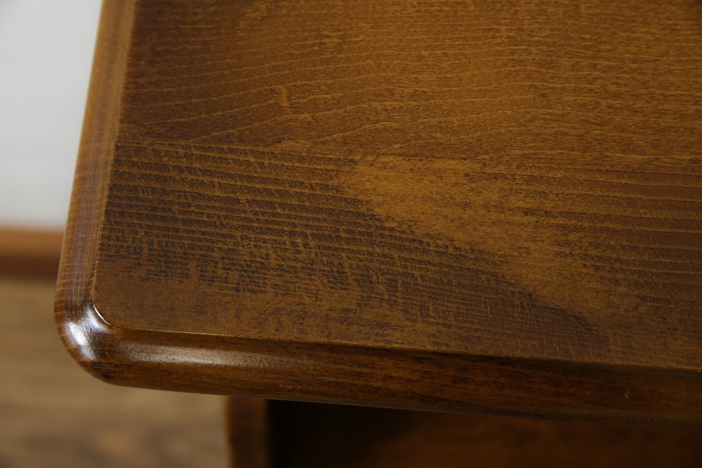 中古　美品　オールドカリモク　カリモク家具(karimoku)　COLONIAL(コロニアル)シリーズ　クラシカルな佇まいの電話台　(R-084514)