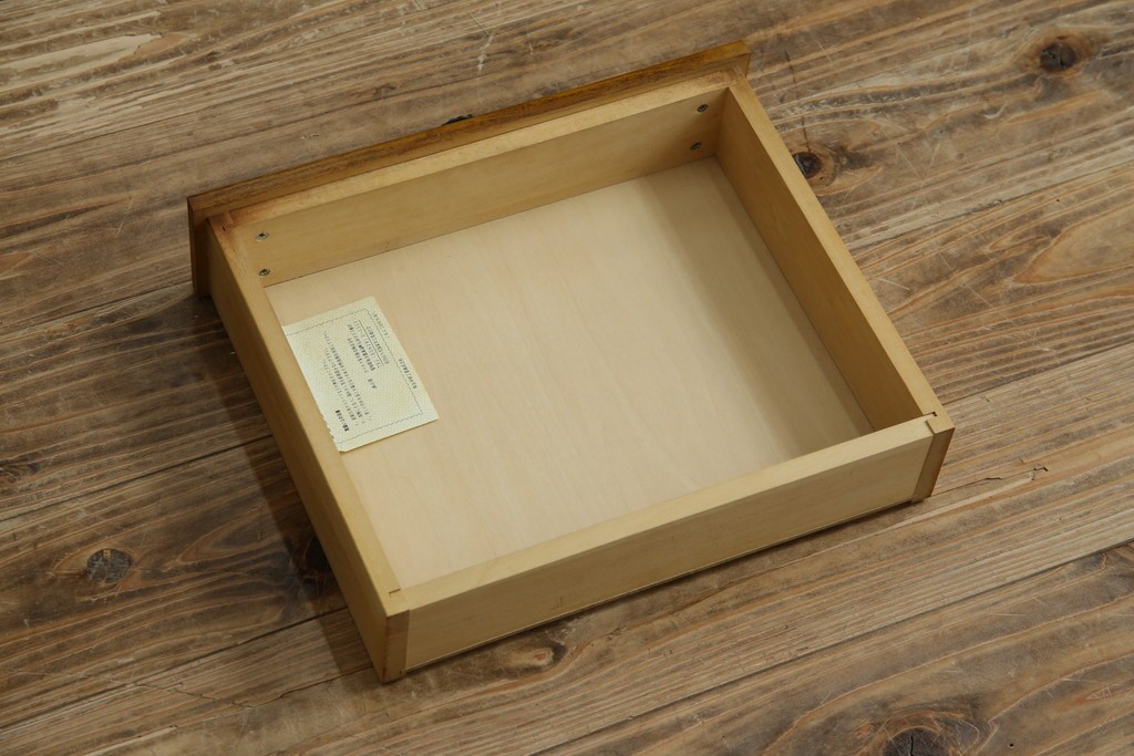 中古　美品　オールドカリモク　カリモク家具(karimoku)　COLONIAL(コロニアル)シリーズ　クラシカルな佇まいの電話台　(R-084514)