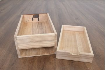 中古　美品　岩谷堂箪笥　希少サイズ!!　力強い杢目と立派な金具が存在感を放つ7段立たんす(縦型、和タンス、整理箪笥、収納箪笥、サイドチェスト)(R-084515)