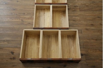 中古　美品　岩谷堂箪笥　希少サイズ!!　力強い杢目と立派な金具が存在感を放つ7段立たんす(縦型、和タンス、整理箪笥、収納箪笥、サイドチェスト)(R-084515)