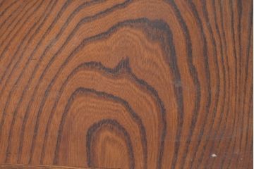 中古　美品　岩谷堂箪笥　黒々とした立派な金具が目を引く伝統と格式を纏う小箪笥(小型開き戸箪笥、船箪笥、小引き出し、小物収納)(R-084517)