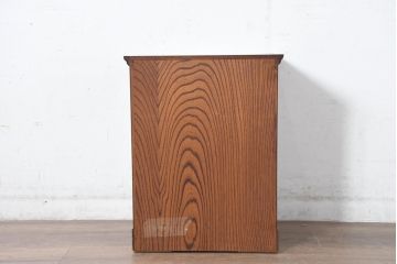 中古　美品　岩谷堂箪笥　黒々とした立派な金具が目を引く伝統と格式を纏う小箪笥(小型開き戸箪笥、船箪笥、小引き出し、小物収納)(R-084517)