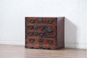 中古　美品　岩谷堂箪笥　小物整理におすすめ!迫力のある金具が目を引く極小箪笥(収納タンス、引き出し、チェスト、小物収納)(R-084519)