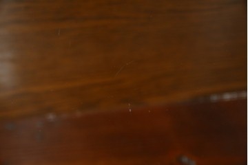 イギリスアンティーク　小振りサイズ!!エレガントな曲線を描く猫脚が優雅さを高めるガラスキャビネット　(R-084522)