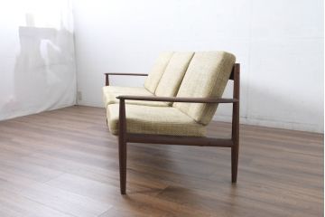 デンマークビンテージ　France&Son(フランス&サン)　Grete Jalk(グレーテ・ヤルク)デザイン　Model.118　チーク材　3人掛けソファ　(R-084523)