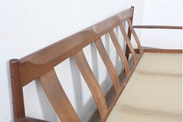 デンマークビンテージ　France&Son(フランス&サン)　Grete Jalk(グレーテ・ヤルク)デザイン　Model.118　チーク材　3人掛けソファ　(R-084523)