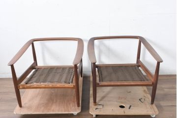 デンマークビンテージ　France&Son(フランス&サン)　Grete Jalk(グレーテ・ヤルク)デザイン　チーク材　1人掛けソファ2脚セット　(R-084524)