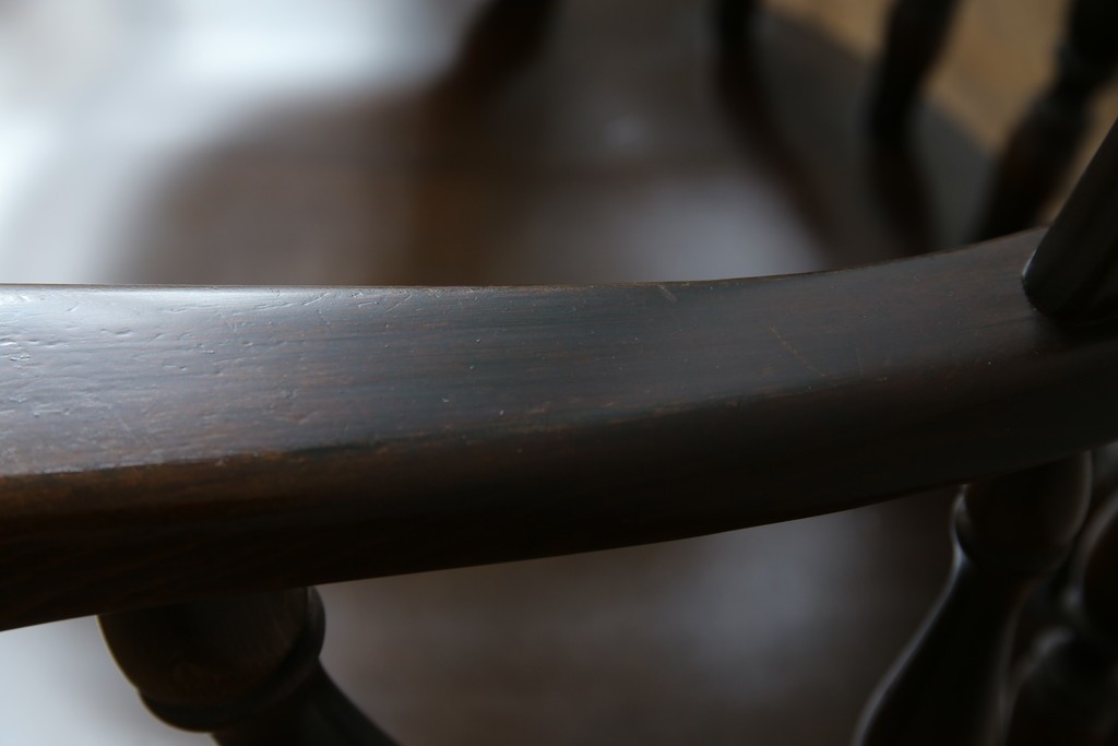 中古　飛騨産業　キツツキ　穂高シリーズ　木のぬくもりを感じるアームチェア　定価約8万5千円　(R-084526)