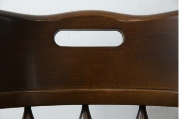 中古　飛騨産業　キツツキ　穂高シリーズ　木のぬくもりを感じるアームチェア　定価約8万5千円　(R-084526)