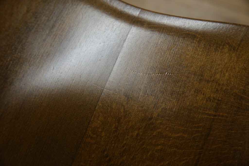 中古　飛騨産業　キツツキ　穂高シリーズ　木のぬくもりを感じるアームチェア　定価約8万5千円　(R-084526)