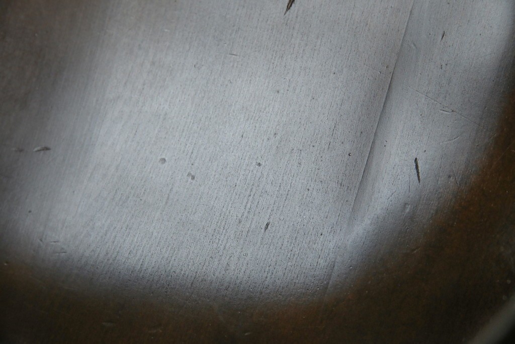 中古　飛騨産業　キツツキ　穂高シリーズ　木のぬくもりを感じるアームチェア　定価約8万5千円　(R-084526)