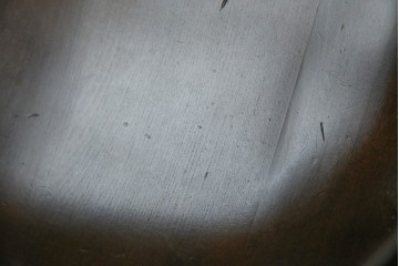 中古　飛騨産業　キツツキ　穂高シリーズ　木のぬくもりを感じるアームチェア　定価約8万5千円　(R-084526)