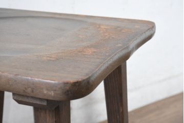中古　横浜クラシック家具　ノックオンウッド(knockonwood)　Hand Made　コロニアルシリーズ　背板のデザインが目を惹くチェア(ダイニングチェア、板座チェア)(定価約5万円)(R-084527)