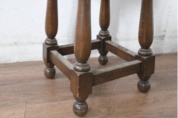 中古　横浜クラシック家具　ノックオンウッド(knockonwood)　Hand Made　重厚感のあるスツール(板座チェア)(R-084528)