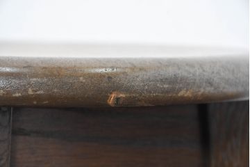 中古　横浜クラシック家具　ノックオンウッド(knockonwood)　Hand Made　重厚感のあるスツール(板座チェア)(R-084528)