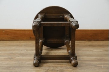 中古　横浜クラシック家具　ノックオンウッド(knockonwood)　Hand Made　重厚感のあるスツール　(R-084528)