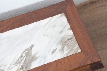 中古　上手物!!　花梨(カリン)材　龍透かし　大理石と天板彫刻が見事な花台　(R-084531)