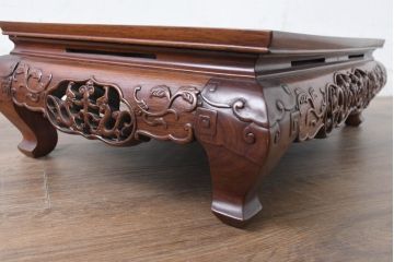 中古　上手物!!　花梨(カリン)材　龍透かし　大理石と天板彫刻が見事な花台　(R-084531)