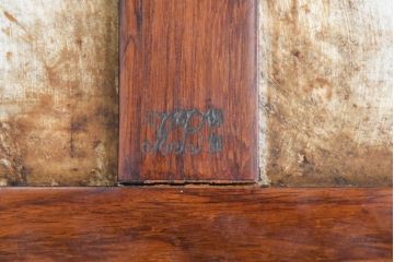 中古　上手物!!　花梨(カリン)材　龍透かし　大理石と天板彫刻が見事な花台　(R-084531)