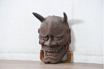 【簡易リペア限定品】　和製ビンテージ　特大サイズ!!　高さ約45cm　神代杉　魂を射抜く眼光が目を惹かれる玉眼入り般若の木彫り　(R-084532)