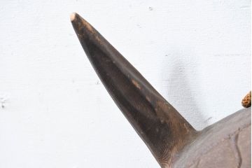【簡易リペア限定品】　和製ビンテージ　特大サイズ!!　高さ約45cm　神代杉　魂を射抜く眼光が目を惹かれる玉眼入り般若の木彫り　(R-084532)