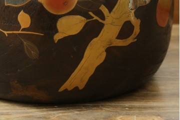 アンティーク雑貨　昭和初期　桐材　蒔絵・螺鈿　柿の図柄が目を引く刳り貫き火鉢　(R-084533)