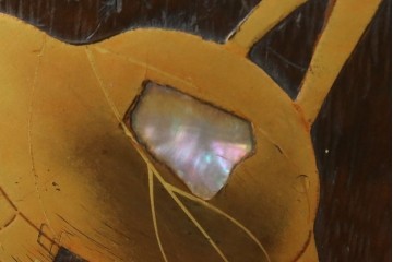 アンティーク雑貨　昭和初期　桐材　蒔絵・螺鈿　柿の図柄が目を引く刳り貫き火鉢　(R-084533)