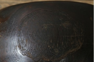 アンティーク雑貨　昭和初期　桐材　蒔絵・螺鈿　柿の図柄が目を引く刳り貫き火鉢　(R-084533)