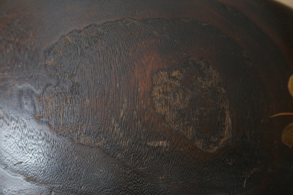 アンティーク雑貨　昭和初期　桐材　蒔絵・螺鈿　柿の図柄が目を引く刳り貫き火鉢　(R-084533)