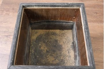 和製ビンテージ　黒柿縁　桐材　和モダンな雰囲気漂う角火鉢2点セット(木製火鉢、手あぶり、ヴィンテージ)(R-084539)