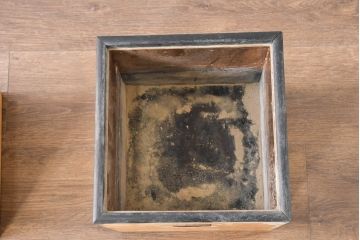 和製ビンテージ　黒柿縁　桐材　和モダンな雰囲気漂う角火鉢2点セット(木製火鉢、手あぶり、ヴィンテージ)(R-084539)