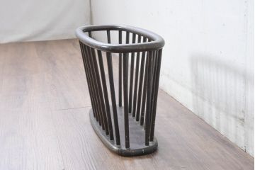 ビンテージ雑貨　飛騨産業　キツツキ　アイデア次第で使い方色々!籠のようなデザインが可愛らしいマガジンラック(収納、かご、ヴィンテージ)(R-084540)
