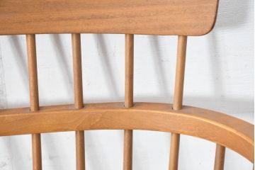 中古　飛騨産業　キツツキ　クラシカルで上品な雰囲気が魅力のウィンザーベンチ(ウィンザーチェア、板座チェア、長イス、長椅子、木製ベンチ、2人掛けベンチ)(R-084541)