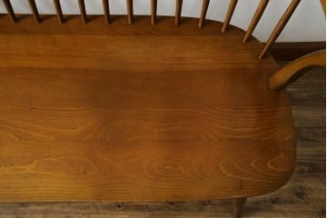 中古　飛騨産業　キツツキ　クラシカルで上品な雰囲気が魅力のウィンザーベンチ　(R-084541)