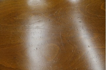 中古　飛騨産業　キツツキ　クラシカルで上品な雰囲気が魅力のウィンザーベンチ　(R-084541)