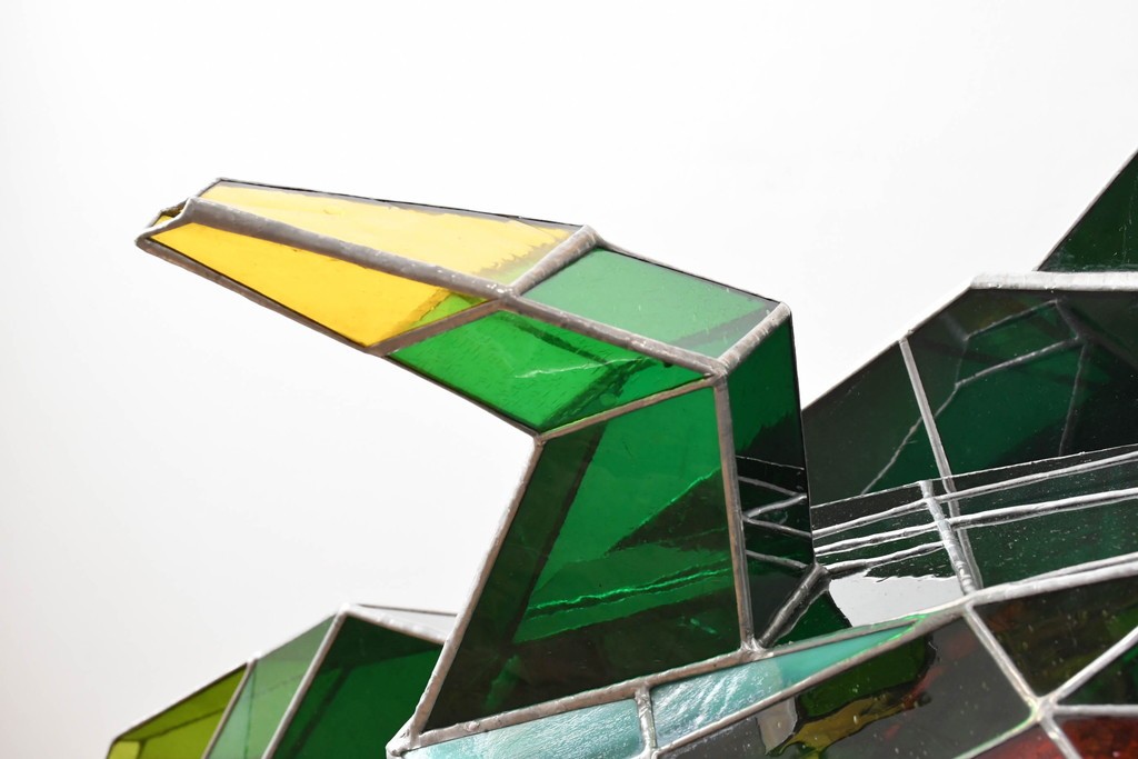 中古　特大1メートル超　希少!!　作家物!!　ステンドグラス芸術家　伊藤誠二　大作!!重厚な存在感と繊細な色彩美を兼ね備えた大型アートオブジェのフロア照明　定価約300万円　(R-084542)