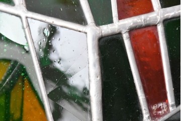 中古　特大1メートル超　希少!!　作家物!!　ステンドグラス芸術家　伊藤誠二　大作!!重厚な存在感と繊細な色彩美を兼ね備えた大型アートオブジェのフロア照明　定価約300万円　(R-084542)