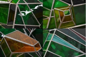 中古　特大1メートル超　希少!!　作家物!!　ステンドグラス芸術家　伊藤誠二　大作!!重厚な存在感と繊細な色彩美を兼ね備えた大型アートオブジェのフロア照明　定価約300万円　(R-084542)