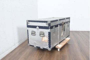 和製ビンテージ　お部屋のアクセントになるジュラルミン船トランク(ジュラルミントランク、舟トランク、アルミトランク、収納、ディスプレイ、ヴィンテージ)(R-084545)