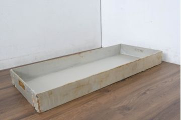 和製ビンテージ　お部屋のアクセントになるジュラルミン船トランク(ジュラルミントランク、舟トランク、アルミトランク、収納、ディスプレイ、ヴィンテージ)(R-084545)