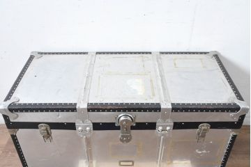 和製ビンテージ　お部屋のアクセントになるジュラルミン船トランク(ジュラルミントランク、舟トランク、アルミトランク、収納、ディスプレイ、ヴィンテージ)(R-084546)