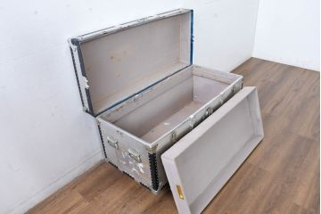 和製ビンテージ　お部屋のアクセントになるジュラルミン船トランク(ジュラルミントランク、舟トランク、アルミトランク、収納、ディスプレイ、ヴィンテージ)(R-084546)