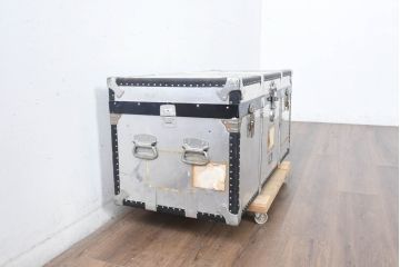 和製ビンテージ　お部屋のアクセントになるジュラルミン船トランク(ジュラルミントランク、アルミトランク、収納、ディスプレイ、ヴィンテージ)(R-084547)
